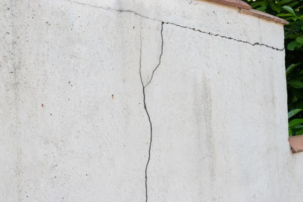 Foundation Crack Patching in Grand Prairie